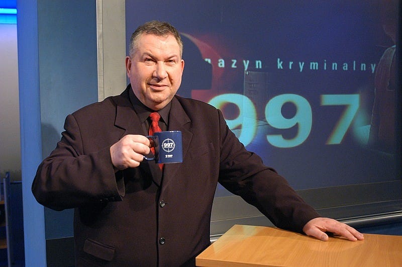 YH5BAEAAAAALAAAAAABAAEAAAIBRAA7