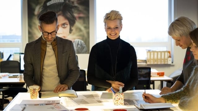 YH5BAEAAAAALAAAAAABAAEAAAIBRAA7