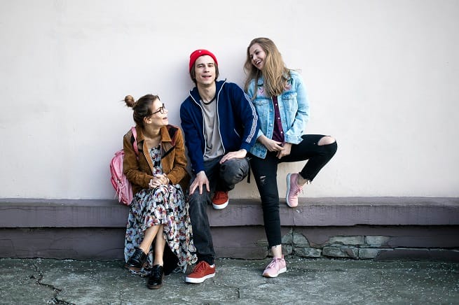 YH5BAEAAAAALAAAAAABAAEAAAIBRAA7