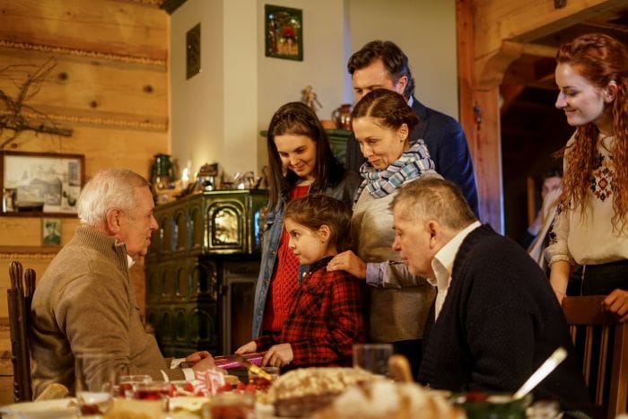 YH5BAEAAAAALAAAAAABAAEAAAIBRAA7