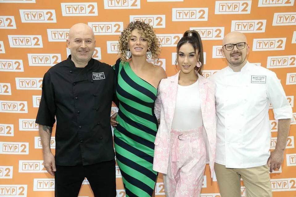 Z23714714VBake Off Junior