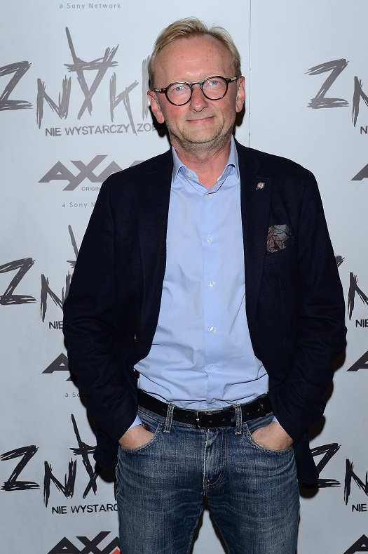 YH5BAEAAAAALAAAAAABAAEAAAIBRAA7