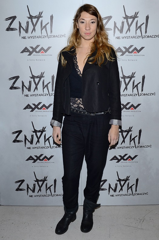 YH5BAEAAAAALAAAAAABAAEAAAIBRAA7