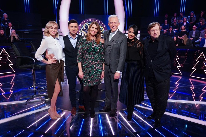 YH5BAEAAAAALAAAAAABAAEAAAIBRAA7