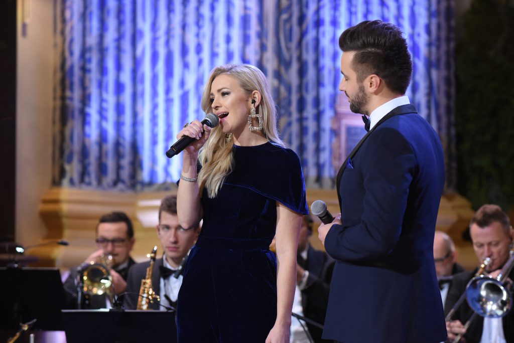 YH5BAEAAAAALAAAAAABAAEAAAIBRAA7