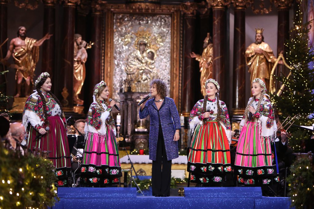 YH5BAEAAAAALAAAAAABAAEAAAIBRAA7