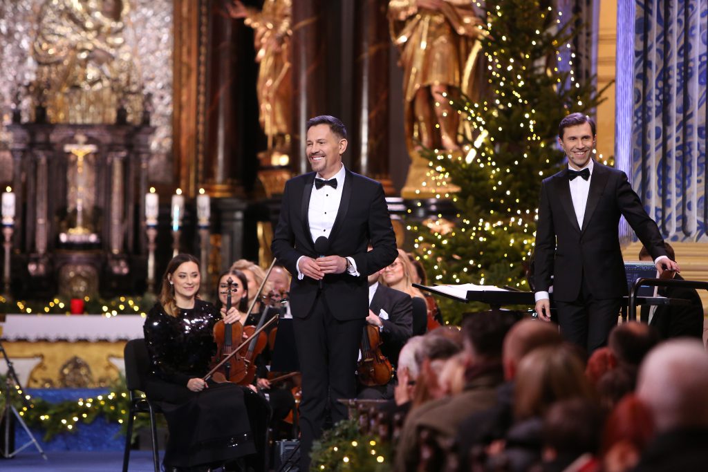 YH5BAEAAAAALAAAAAABAAEAAAIBRAA7