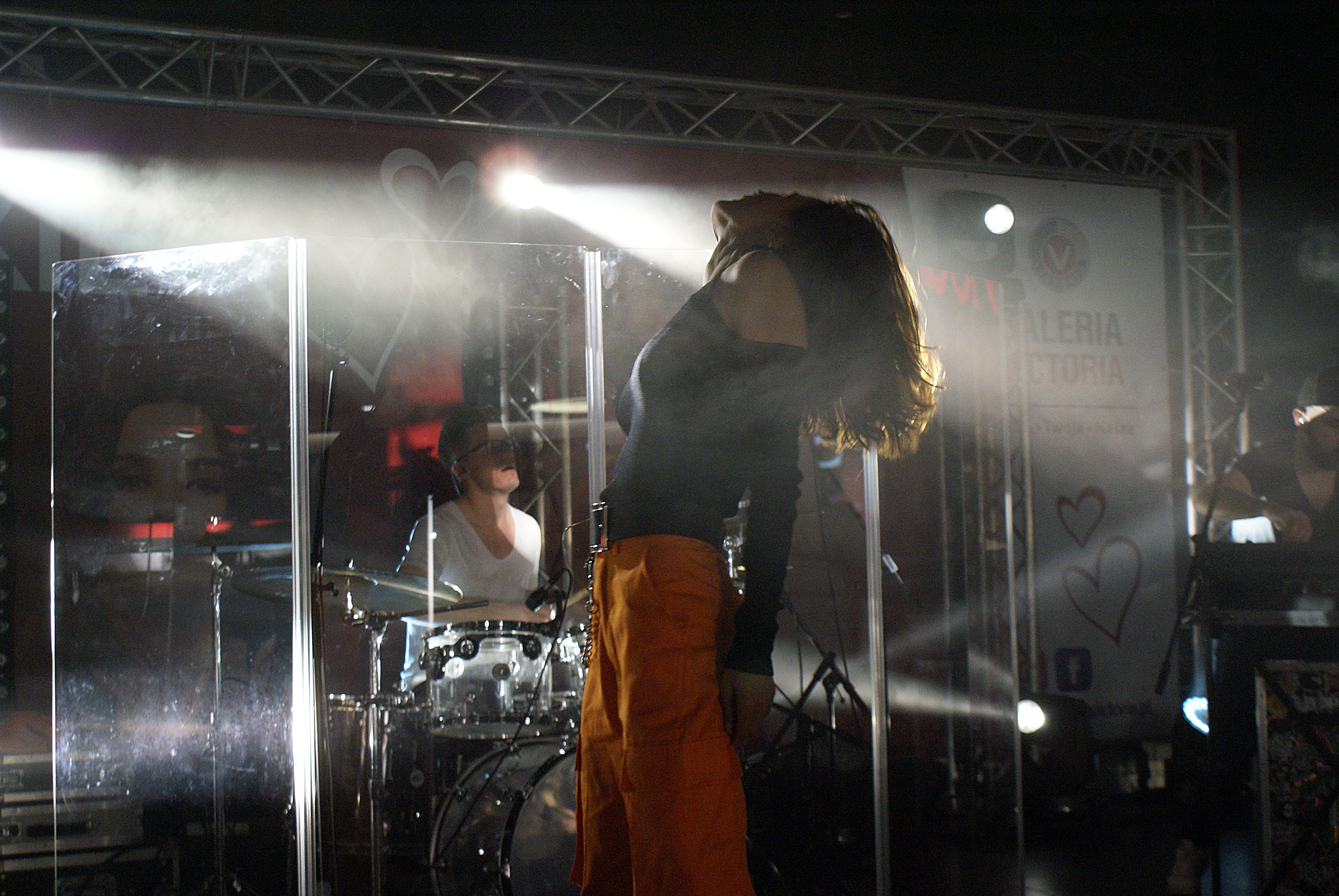 YH5BAEAAAAALAAAAAABAAEAAAIBRAA7