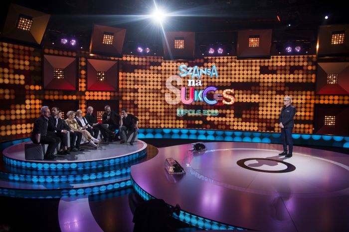 YH5BAEAAAAALAAAAAABAAEAAAIBRAA7