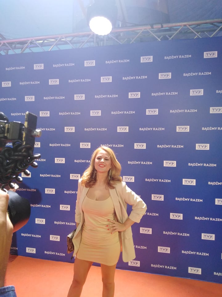 YH5BAEAAAAALAAAAAABAAEAAAIBRAA7