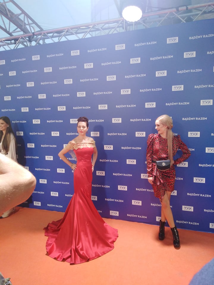 YH5BAEAAAAALAAAAAABAAEAAAIBRAA7