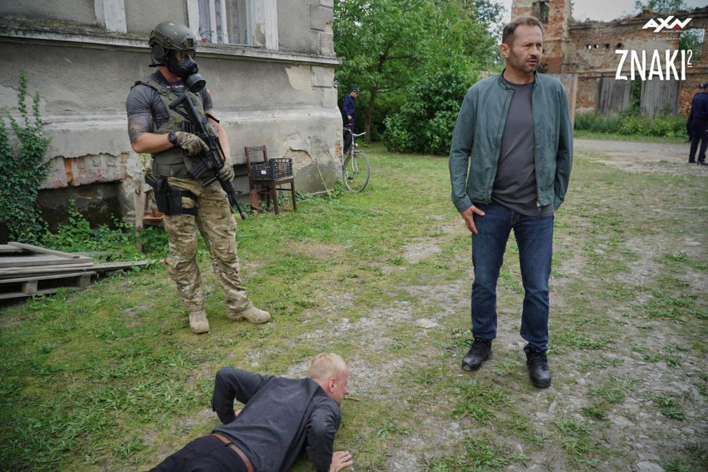 YH5BAEAAAAALAAAAAABAAEAAAIBRAA7