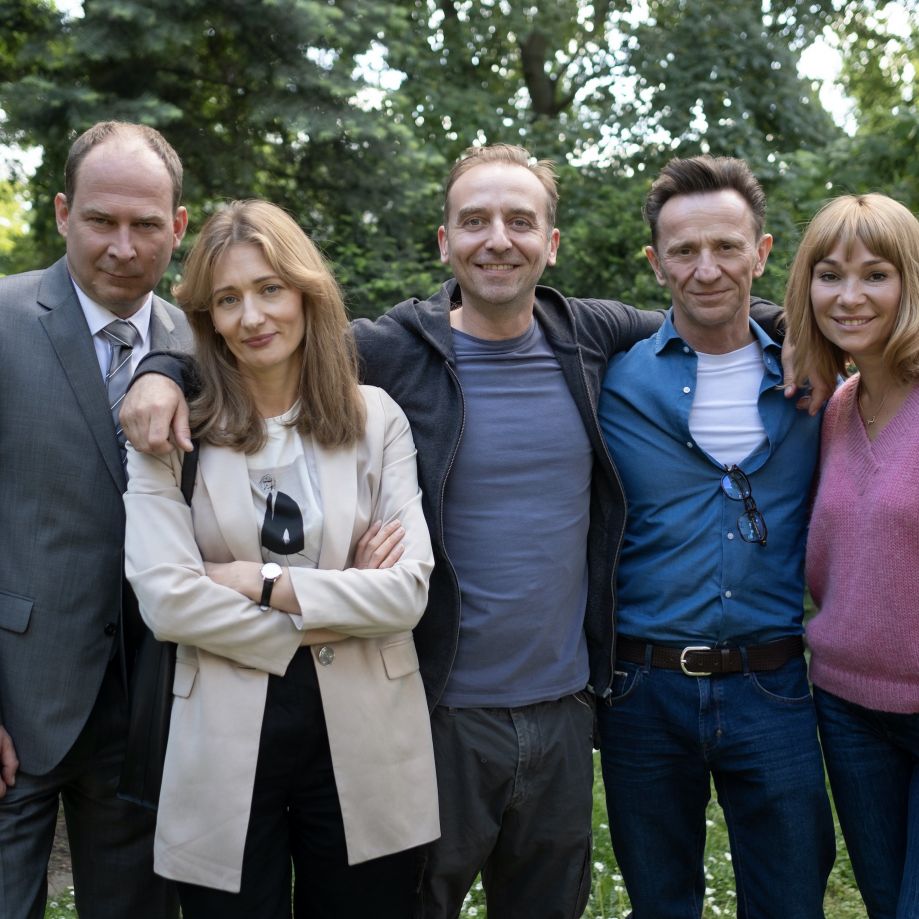 YH5BAEAAAAALAAAAAABAAEAAAIBRAA7