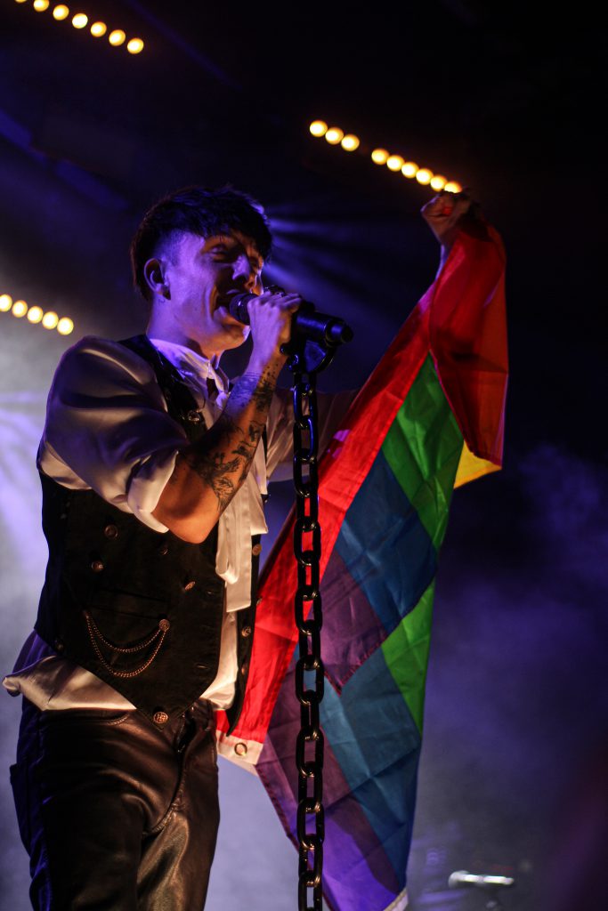 112DCAC5-FFB8-44C4-A491-3DD32B205A35