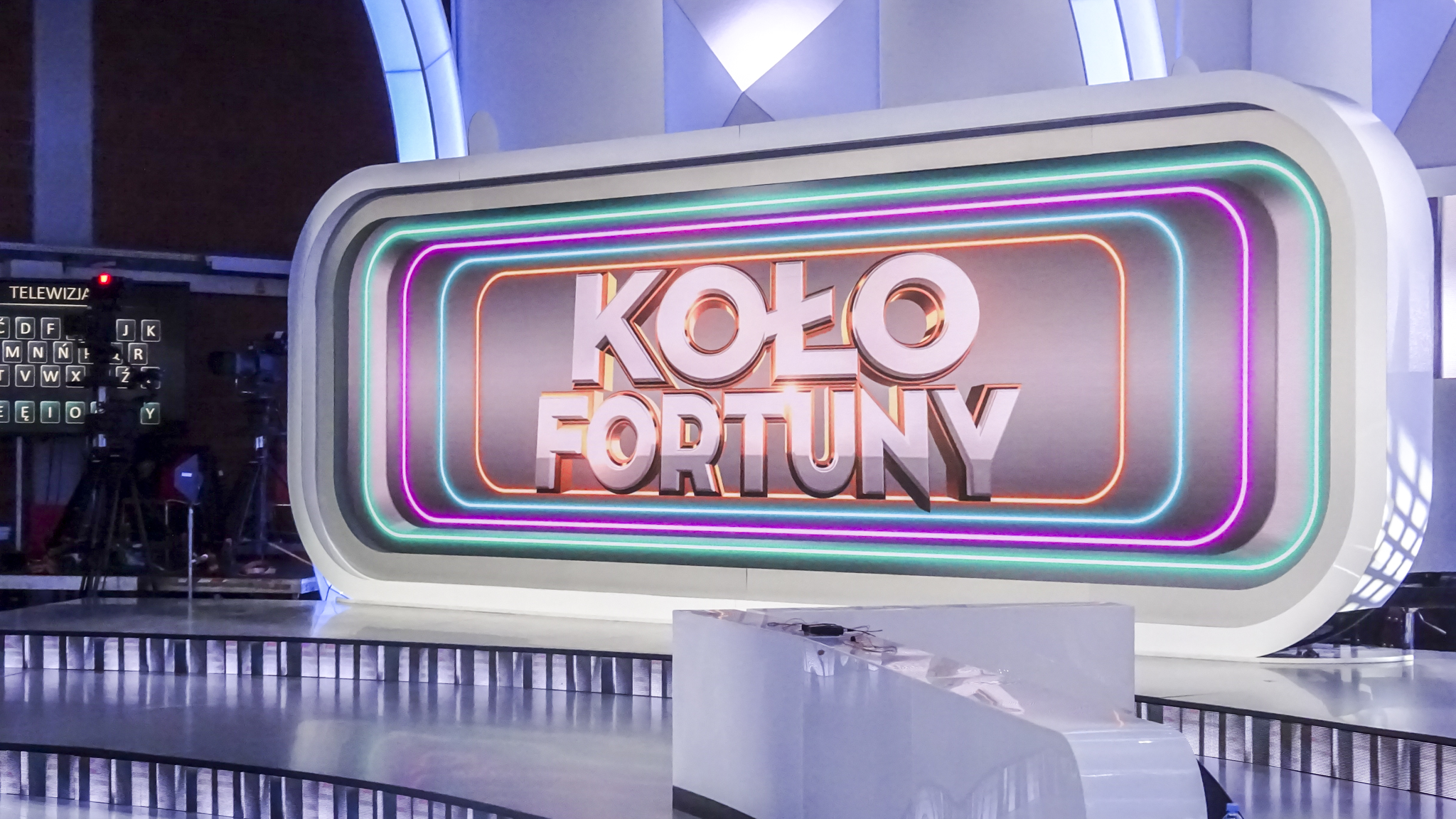 YH5BAEAAAAALAAAAAABAAEAAAIBRAA7