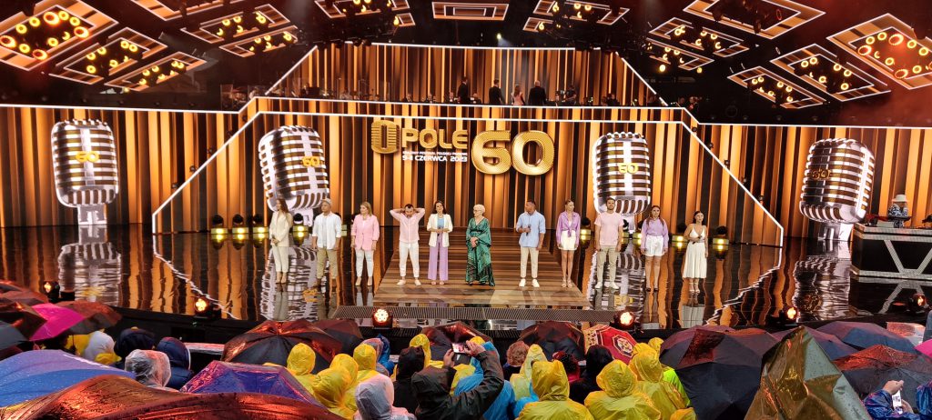 YH5BAEAAAAALAAAAAABAAEAAAIBRAA7