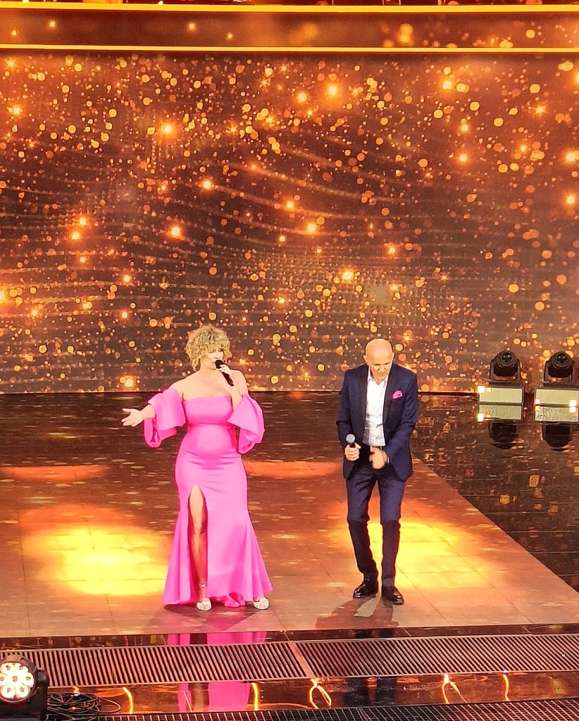 YH5BAEAAAAALAAAAAABAAEAAAIBRAA7