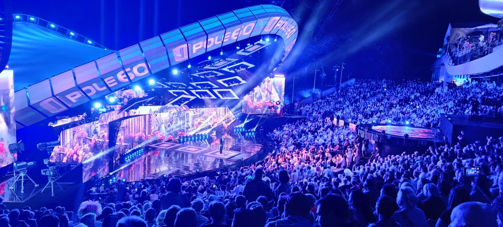 YH5BAEAAAAALAAAAAABAAEAAAIBRAA7