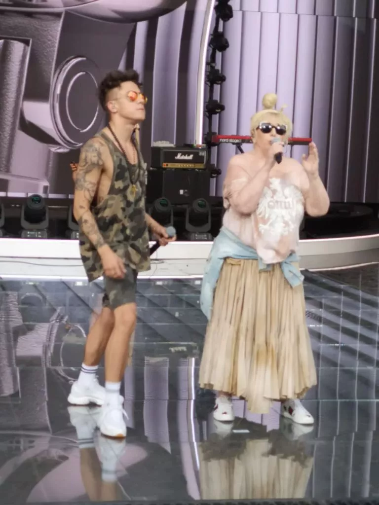 62454433_196308237923556_1569582909126344704_n