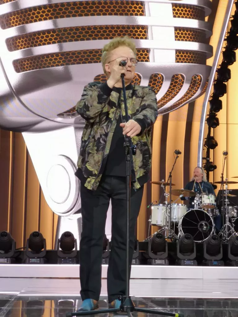 64204502_460367721206618_1513412476425732096_n