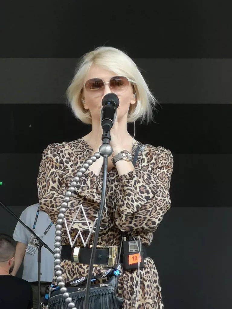 64280354_339580576724210_1385589027016540160_n