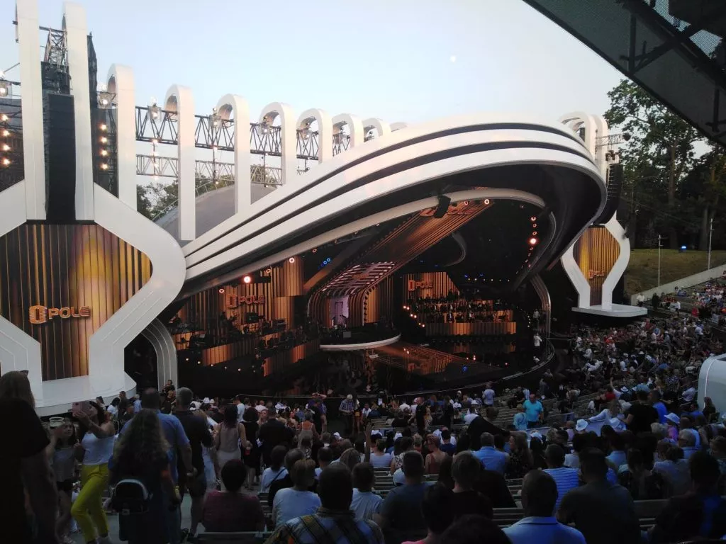 64351409_377601246294754_2514860251258290176_n