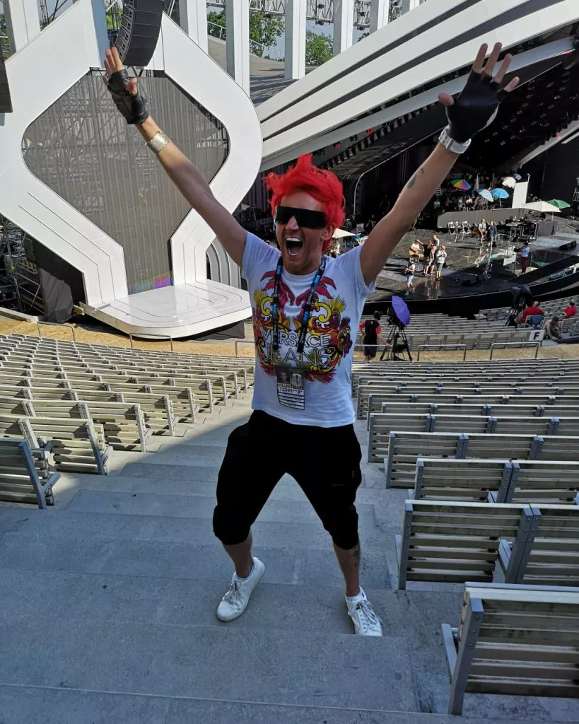 64376863_2150660725225587_93831368831664128_n