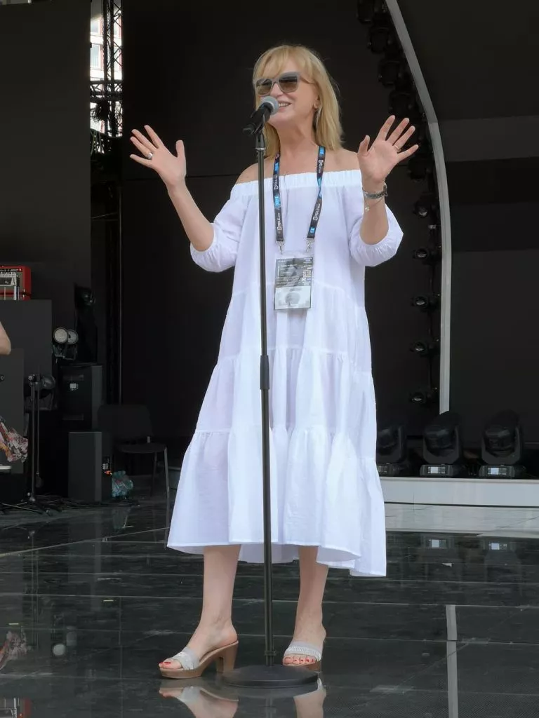 64471118_2259552280972579_5723232320660439040_n