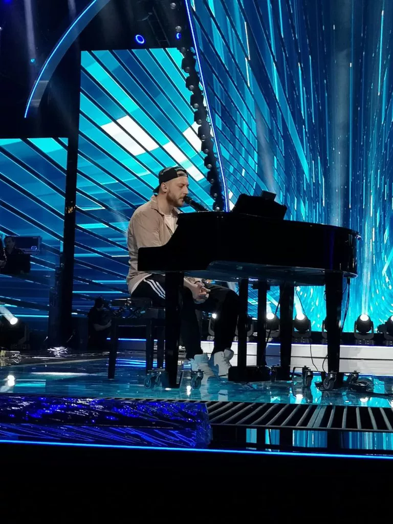 64606275_1986430798129152_9092174259274383360_n