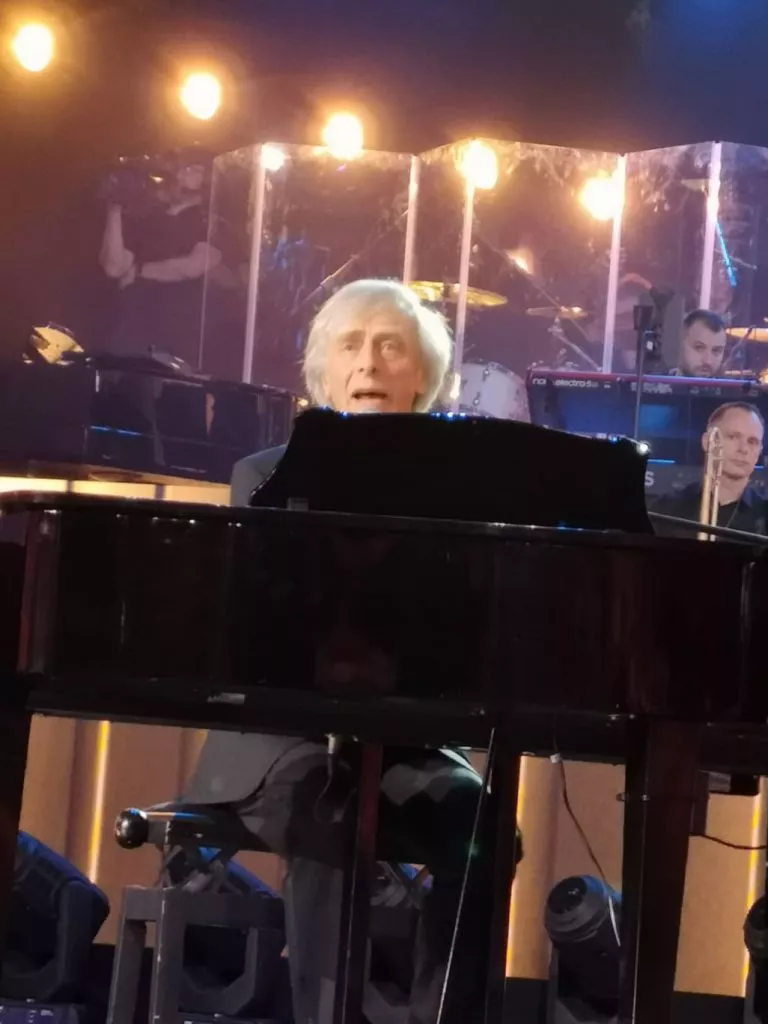 64782519_302311604047468_5634954546405965824_n